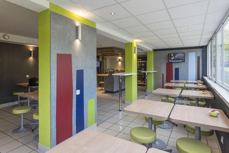 Ibis Budget Senlis Экстерьер фото