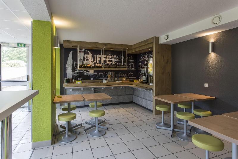 Ibis Budget Senlis Экстерьер фото