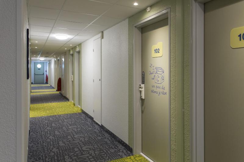 Ibis Budget Senlis Экстерьер фото