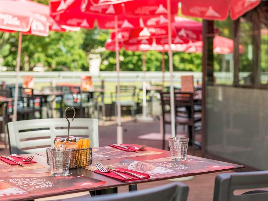 Ibis Budget Senlis Ресторан фото
